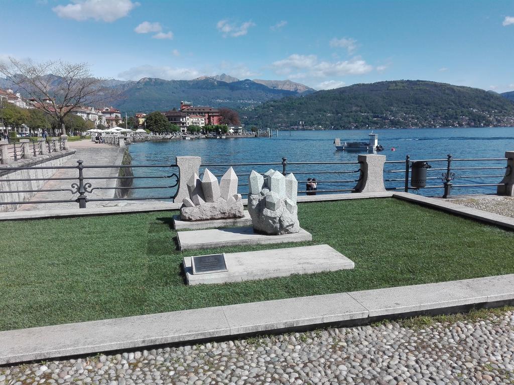Hotel Elvezia Lake Maggiore Exterior foto